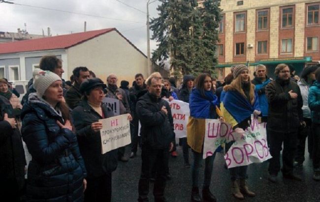 В Харькове на митинге за отставку Шокина избили активиста