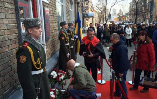 У Києві встановили пам'ятник загиблим білорусам