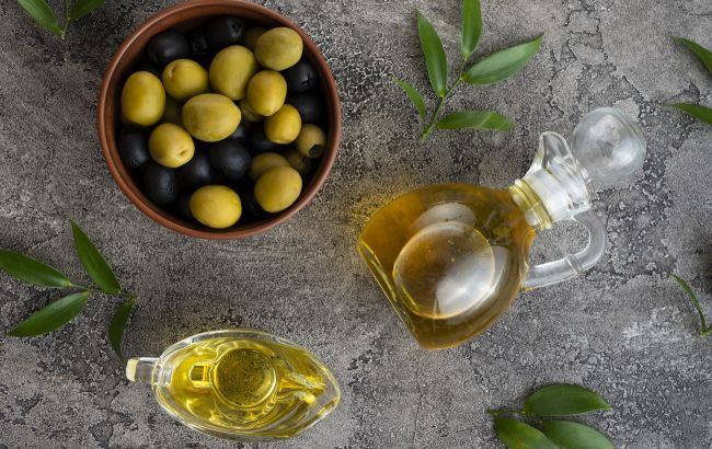 Мало хто знає, наскільки корисна ця олія. Пийте її натщесерце