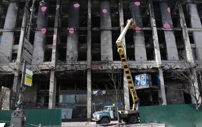 Кличко не виключає знесення Будинку профспілок через аварійний стан будівлі