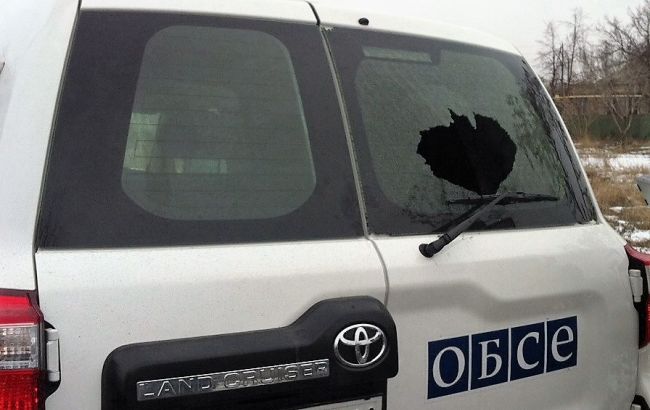 ОБСЄ підтвердила обстріл свого автомобіля у Мар'їнці