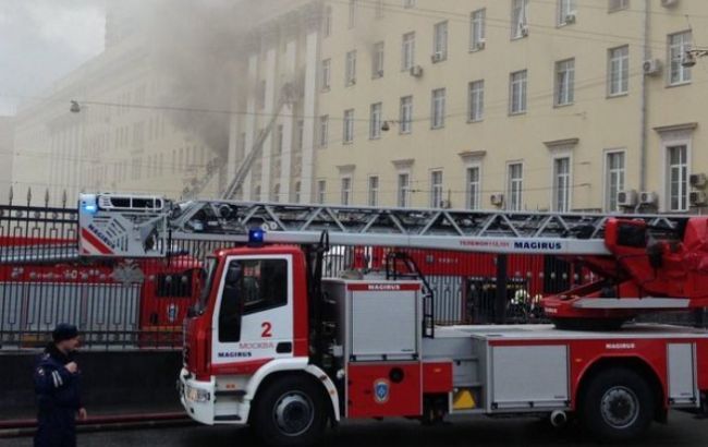 Пожар в здании Минобороны РФ потушен