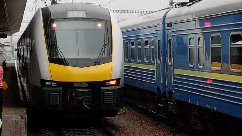 На вокзалі в Києві "засвітився" абсолютно новий потяг: дивіться фото і відео