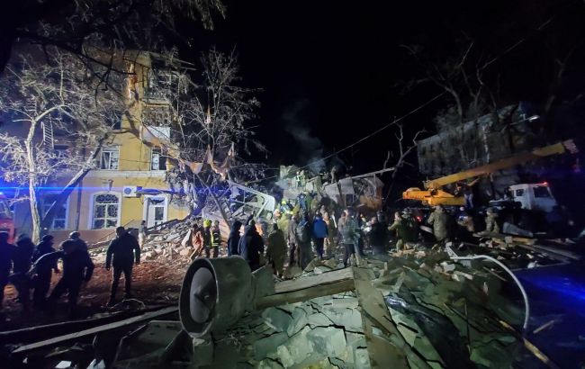Ракетний удар по Краматорську: повністю зруйновано будинок, є загиблі та поранені