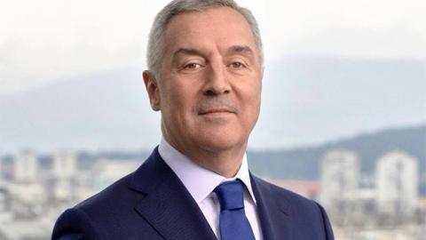 Порошенко привітав Джукановича з перемогою на виборах президента Чорногорії