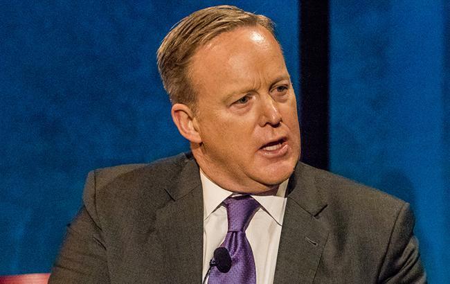 Колишній прес-секретар Білого дому Спайсер пояснив причину відставки