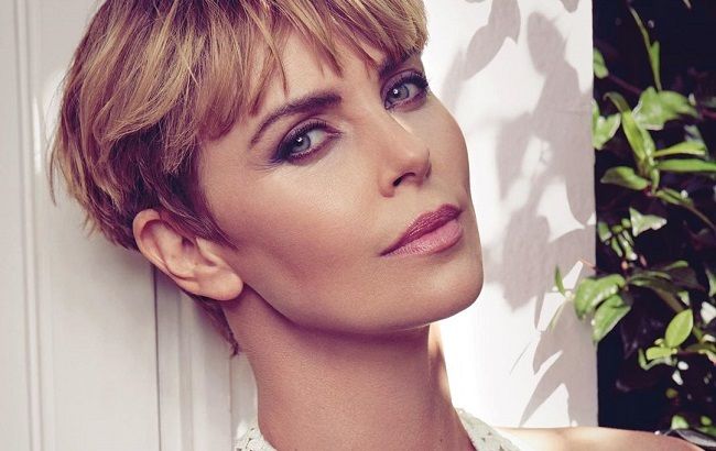 Така ж красива? Шарліз Терон показала, як виглядає відразу після пробудження