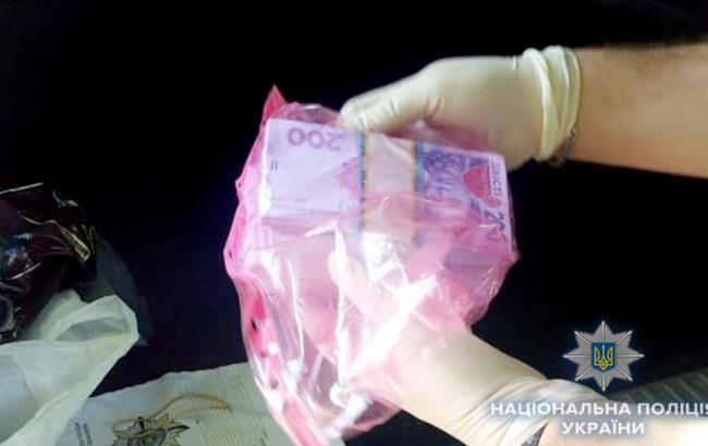 Посадовця Державної екологічної інспекції викрили на хабарі