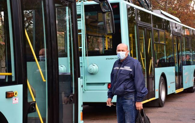 У Києві відновлюють рух ще п'ять маршрутів тролейбусів