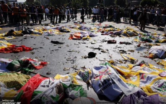 Число жертв теракту в Анкарі зросла до 95