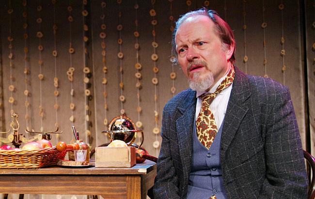 Друг пригласил: звезда сериала "Карточный домик" приехал в "ДНР"