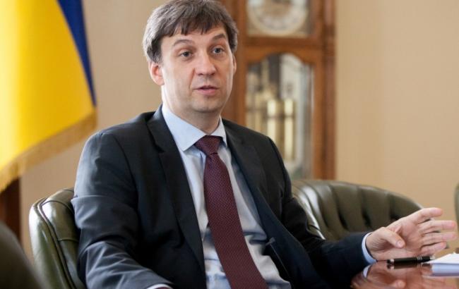 НБУ має намір поступово знімати обмеження на валютному ринку