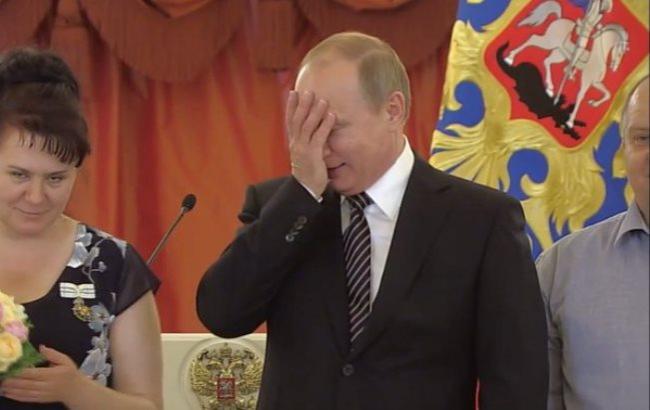 "Ребенка не обманешь": Путин довел до слез маленькую девочку