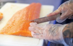 Семга или форель: три главных отличия, которые помогут не переплатить в магазине