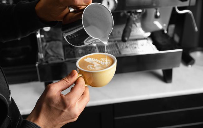 Эксперт по здоровому питанию рассказал, можно ли пить кофе на голодный желудок