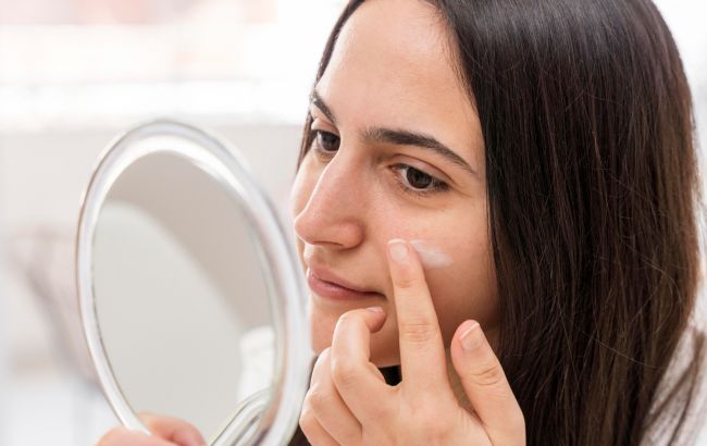 Быстро появятся морщины: топ-5 привычек, которые вредят коже лица