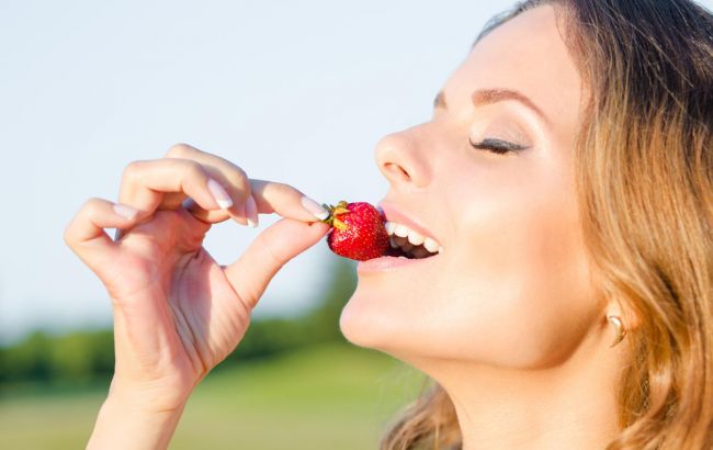 Чем полезна клубника: 7 преимуществ ягоды, о которых вы даже не догадывались