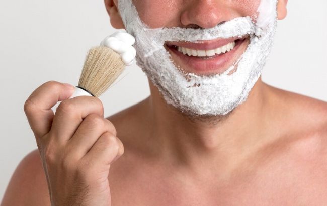 Хозяйки в восторге! Как крем для бритья способен уничтожить "вечные" пятна