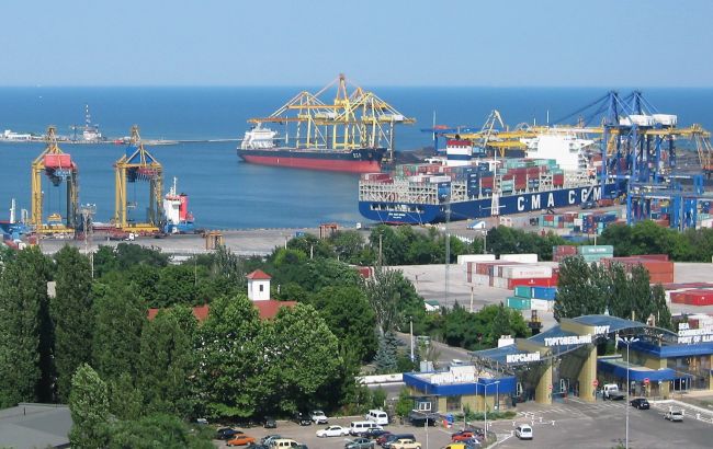 В Україні накопичилося 30% "зайвих" портових потужностей, - експерт