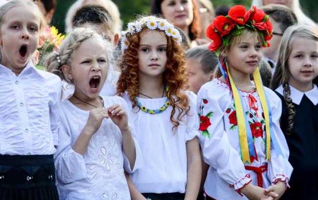 Поздравления с 1 сентября учителям: в стихах и прозе