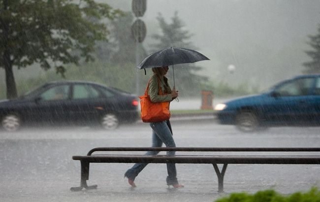 По Киеву и области объявлено штормовое предупреждение