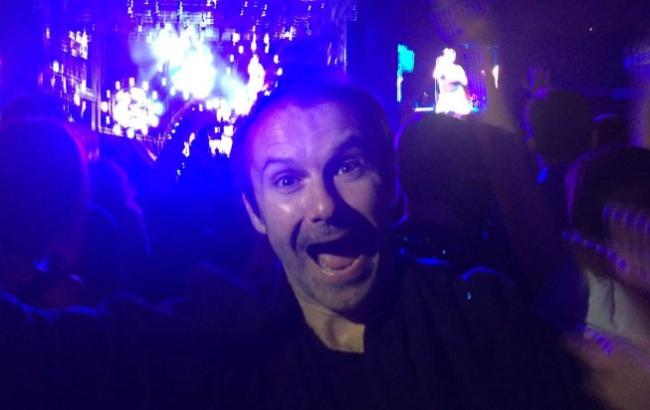 Вакарчук подпевал RHCP на концерте в Киеве