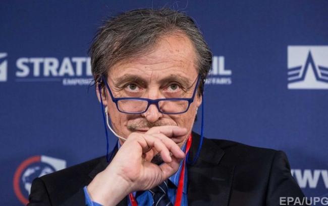 В Чехії затримано росіянина за напад на будинок міністра оборони