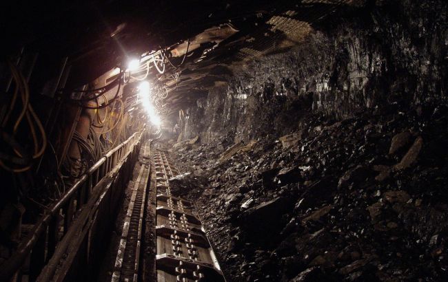 Полиция начала расследование взрыва на шахте в Донецкой области