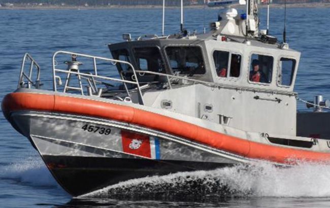 В Калифорнии более 30 человек погибли при пожаре на корабле