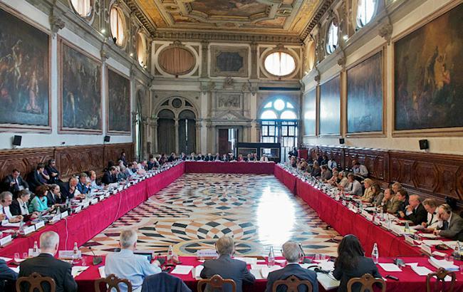 Венеціанська комісія вітає активізацію співпраці з Радою