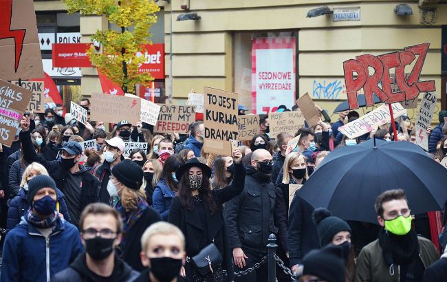 У Польщі можуть заборонити марші рівності