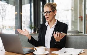 Від них хочеться втекти: найтоксичніші начальники за знаком Зодіаку