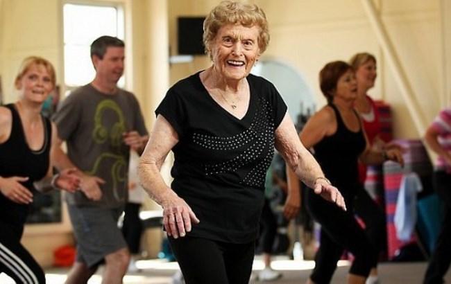 94-летняя австралийка  ежедневно посещает фитнесс-клуб