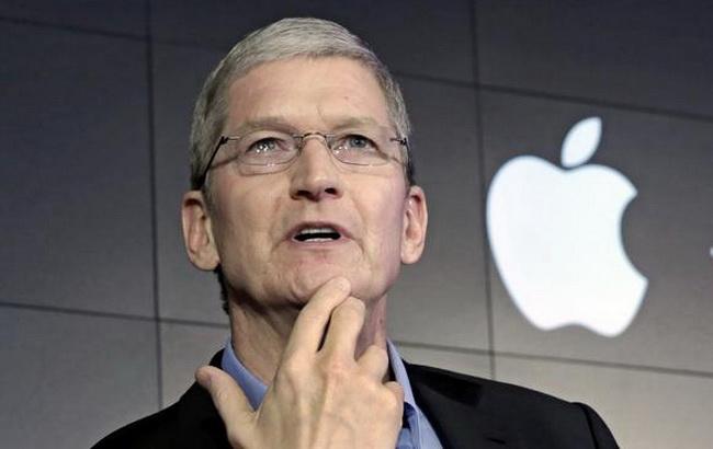 Глава Apple пообіцяв зниження вартості iPhone