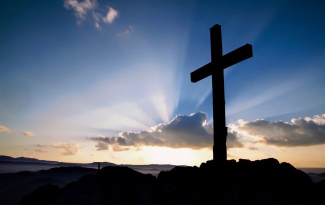 Воздвижение Креста Господня: что нельзя делать в этот день и основные традиции
