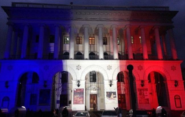 Киевская консерватория окрасилась в цвета Франции