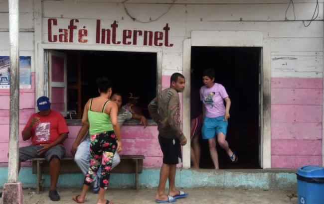 На Кубе 2 тысячи людей "осчастливили" домашним интернетом