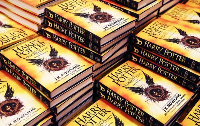 "Гарри Поттер с ошибками": уникальная книга Джоан Роулинг была продана за 2 миллиона гривен