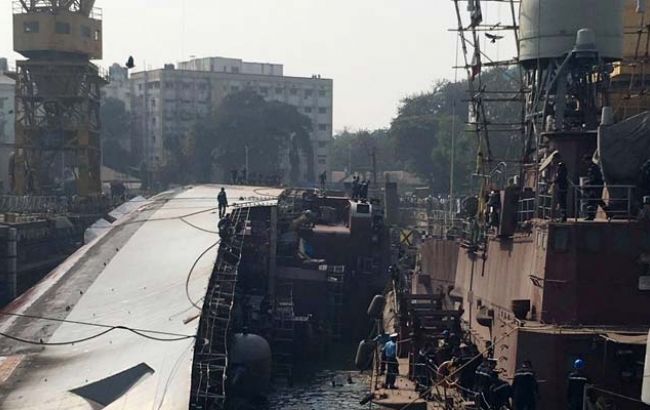 В Индии опрокинулся военный фрегат, есть жертвы и пострадавшие