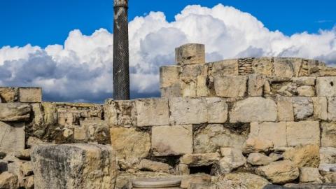 Археологи виявили 2000-літню посудину для годування дітей