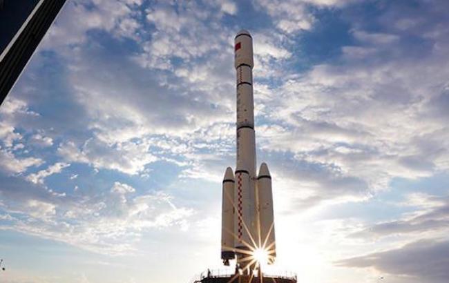 Китай разработал и запустил самую мощную ракету-носитель