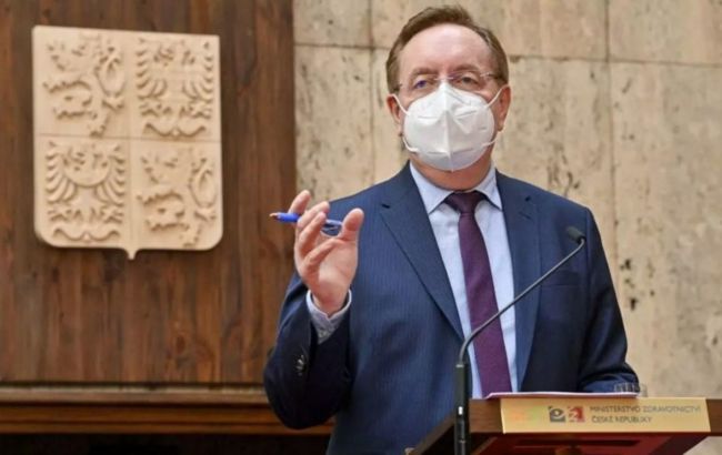 Міністр охорони Здоров'я Чехії йде у відставку через півтора місяці на посаді
