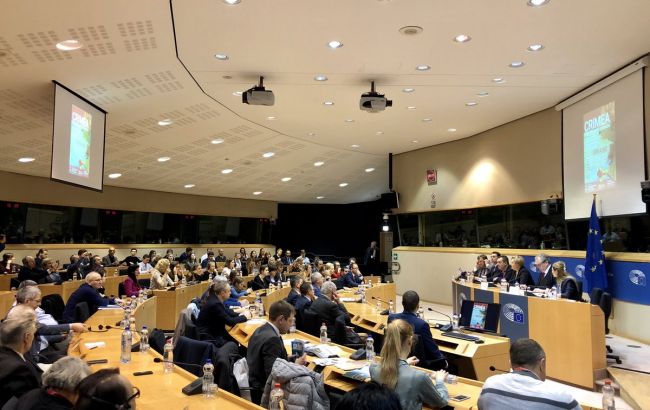 Украинские дипломаты в Европарламенте подняли вопрос политзаключенных в РФ