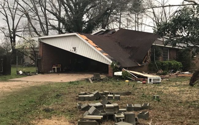 Кількість жертв торнадо в Алабамі суттєво зросла