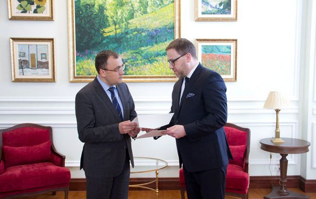 У МЗС України приняли вірчі грамоти нового посла Польщі