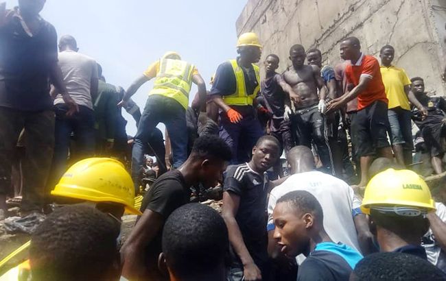 Власти Нигерии сообщили о погибших при обрушении школы