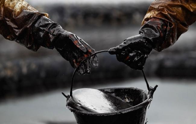 Ціна нафтового кошика ОПЕК впала нижче 52 дол./бар