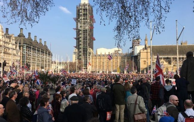 В Лондоне начался протест из-за Brexit
