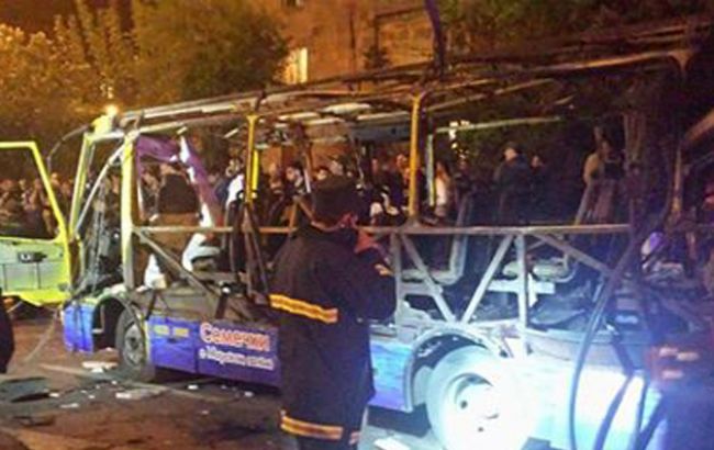 У Єревані стався вибух в автобусі, є жертви