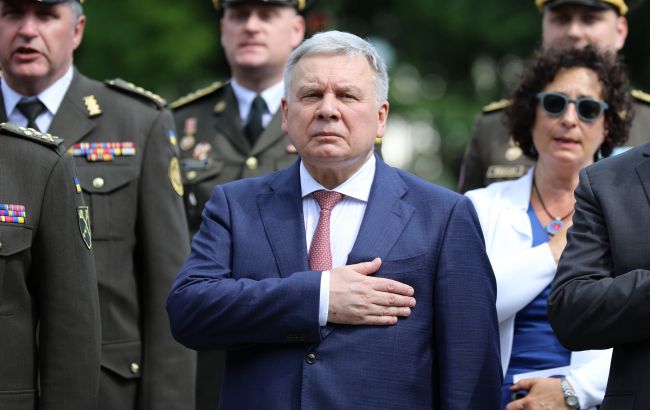 Таран: осенью Украина начнет подготовку офицеров по стандартам НАТО